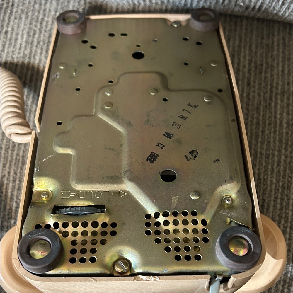 Retro Tan Push-Button Telephone - Picture 3 of 3